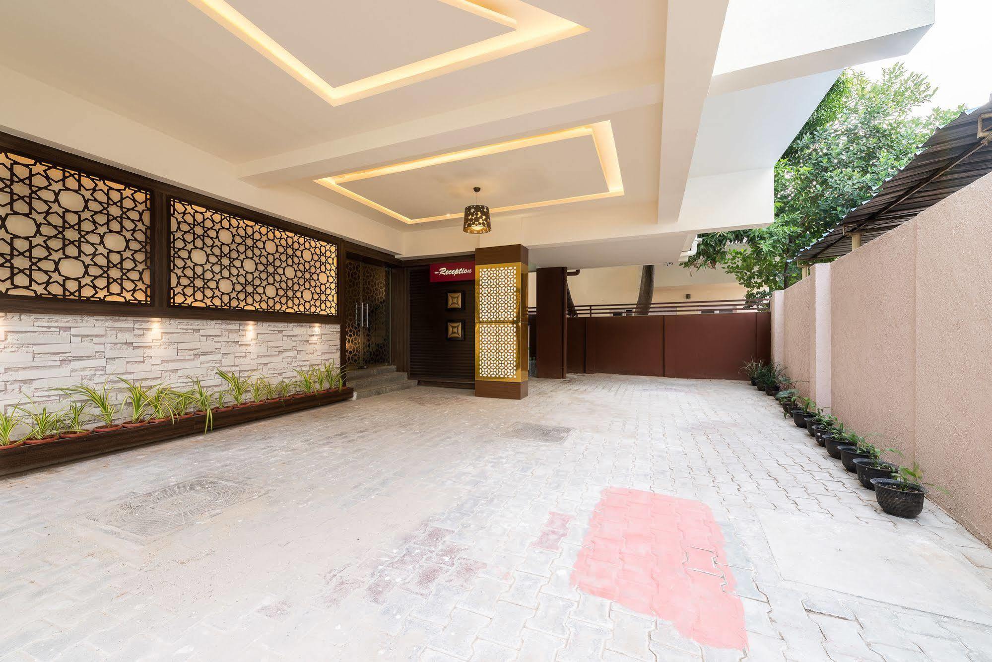 Treebo Trend Nestlay Casa Hotel Chennai Exterior foto